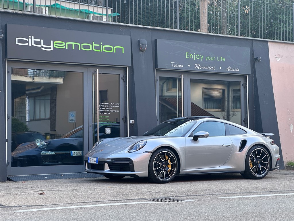 Porsche 991 (992) Turbo S argento metallizato - auto usato