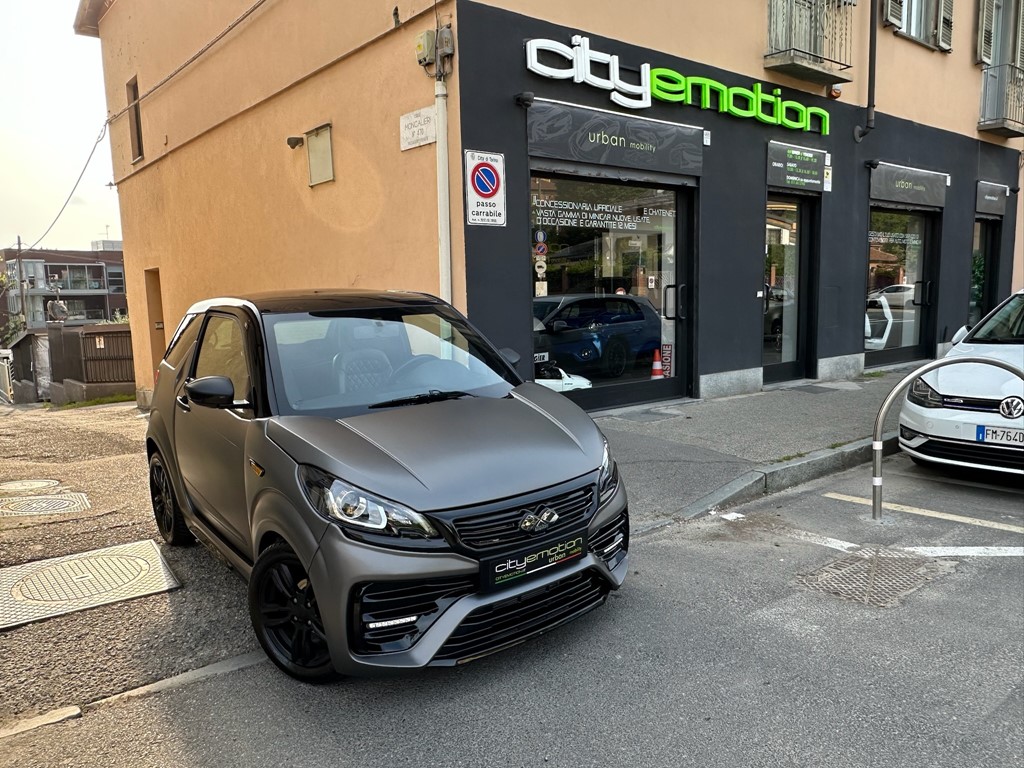 Ligier Js50 Sport grigio opaco - microcar usato