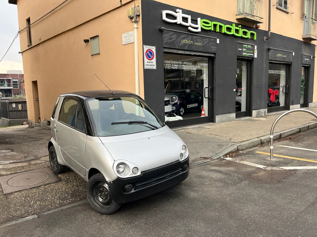 Grecav Eke grigio - microcar usato
